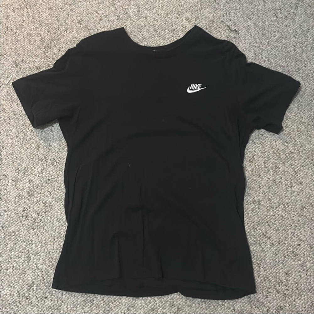 3 Nike Bundle women t shirt !!